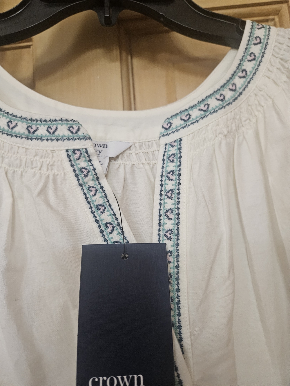 Crown & Ivy White Embroidered Neckline Tiered Midi Dress - XLP - Picture 2 of 2